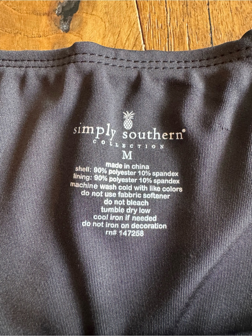Simply Southern Classic Crossover Skort in Black Circle Skater Active Size M - Picture 2 of 5